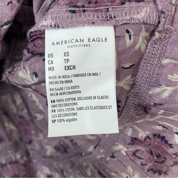 NWT American Eagle Floral Smocked Top - Picture 2 of 4